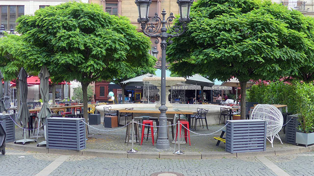 Restaurant Papa Enj, Opernplatz 14, Frankfurt am Main